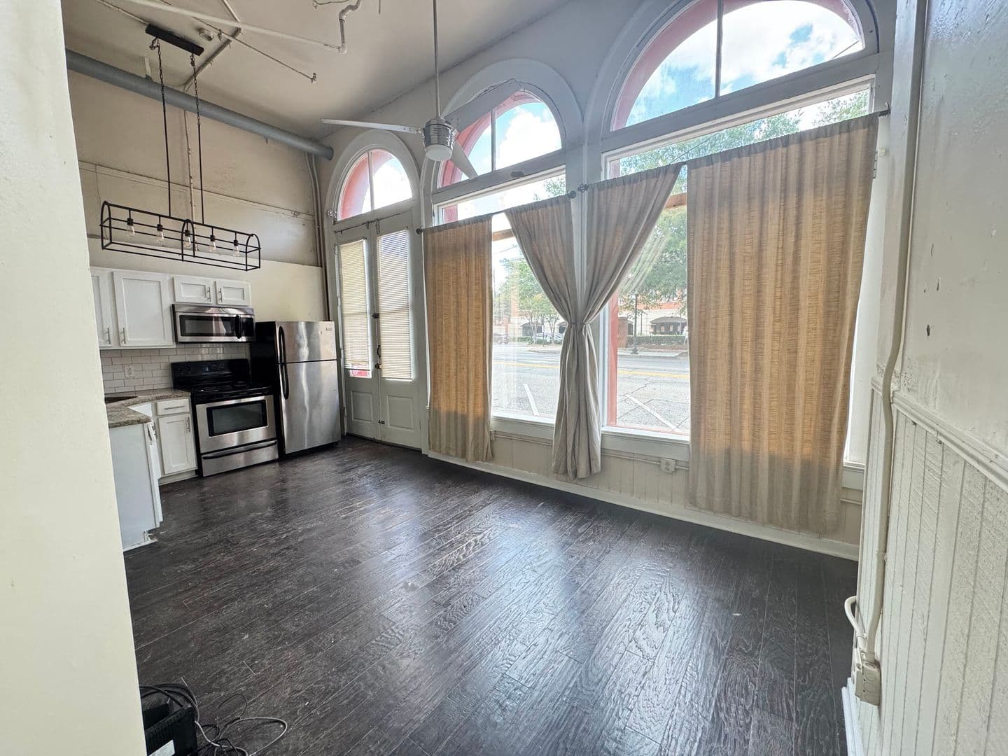 Athens Apartment: 580 E Broad St