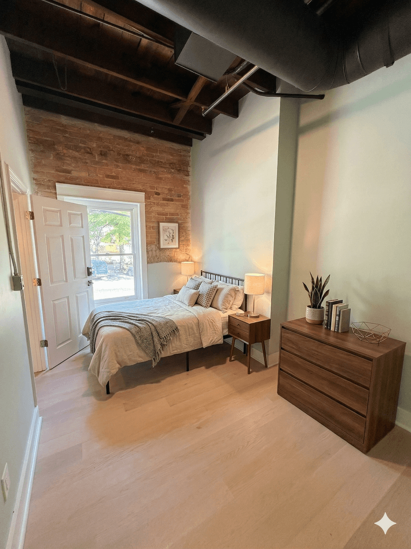 Athens Apartment: 580 E Broad St