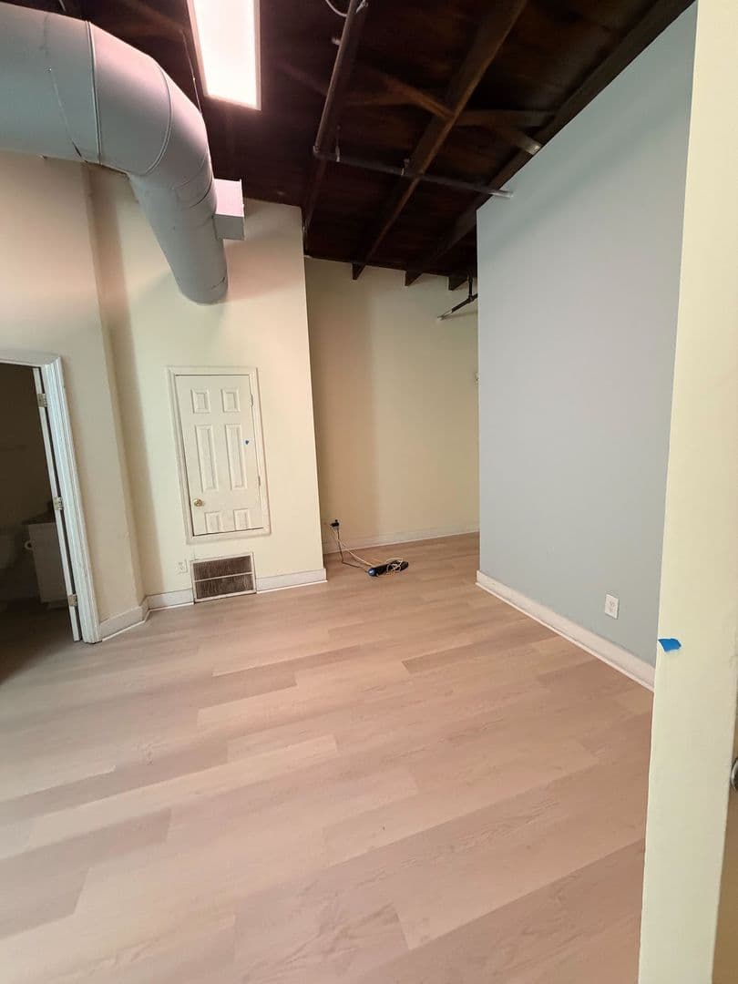 Athens Apartment: 580 E Broad St