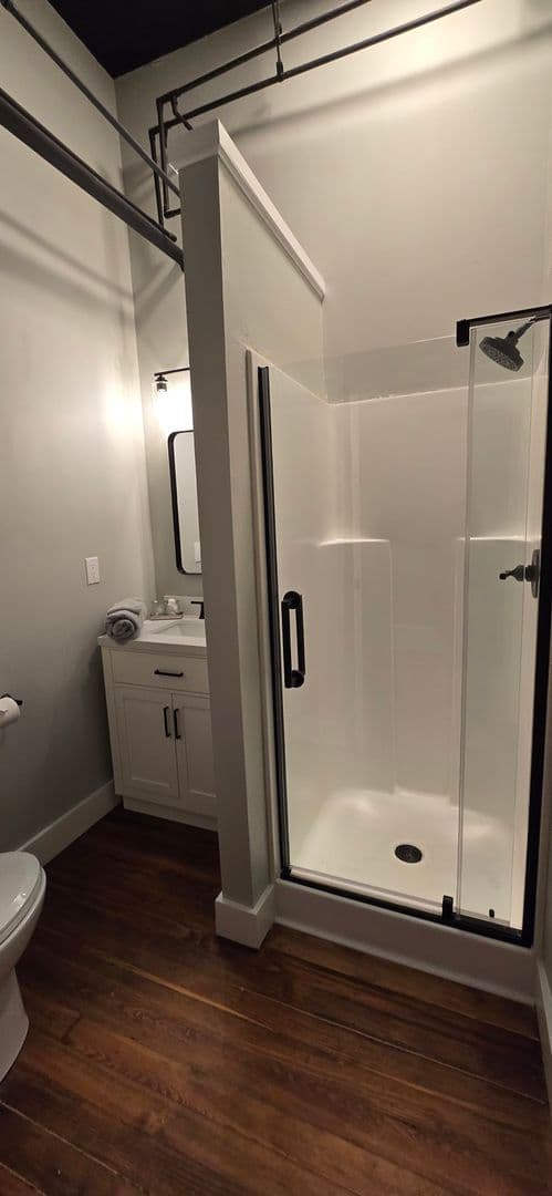Athens Apartment: 580 E Broad St