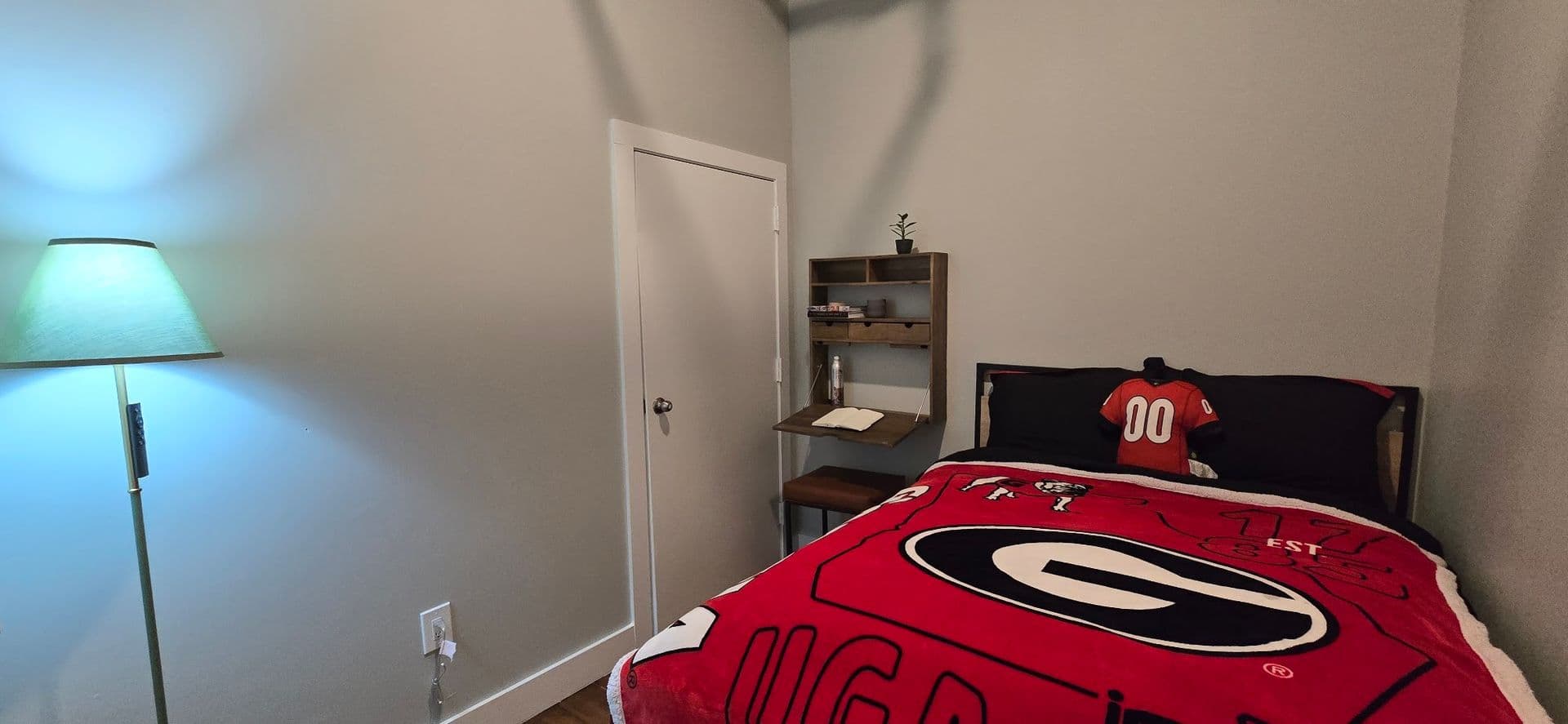 Athens Apartment: 580 E Broad St