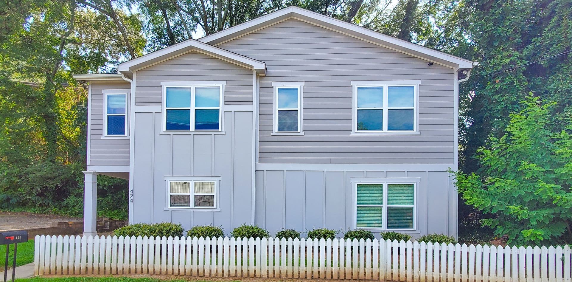Athens House: 424 Georgia Dr