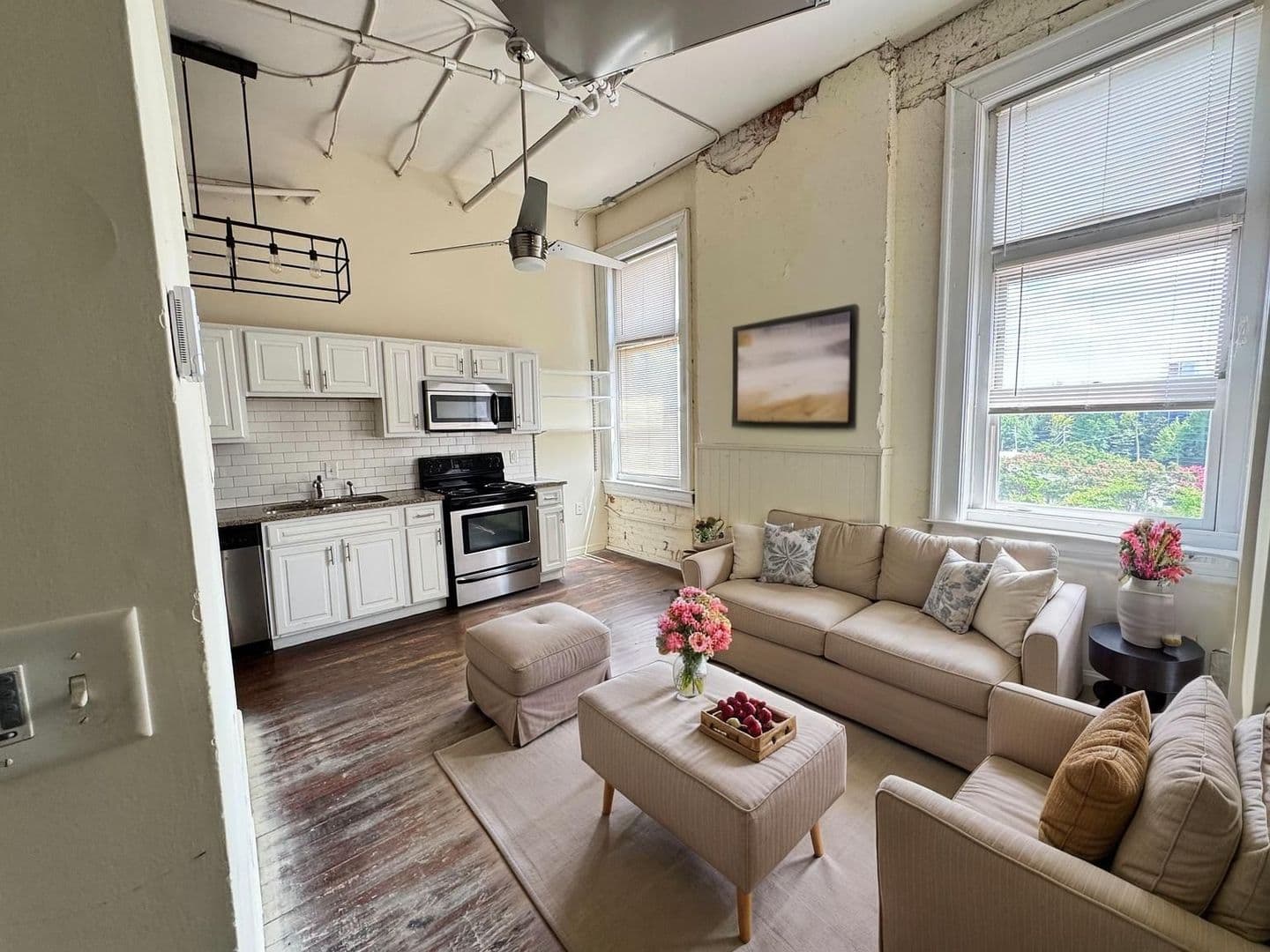 Athens Apartment: 580 E Broad St