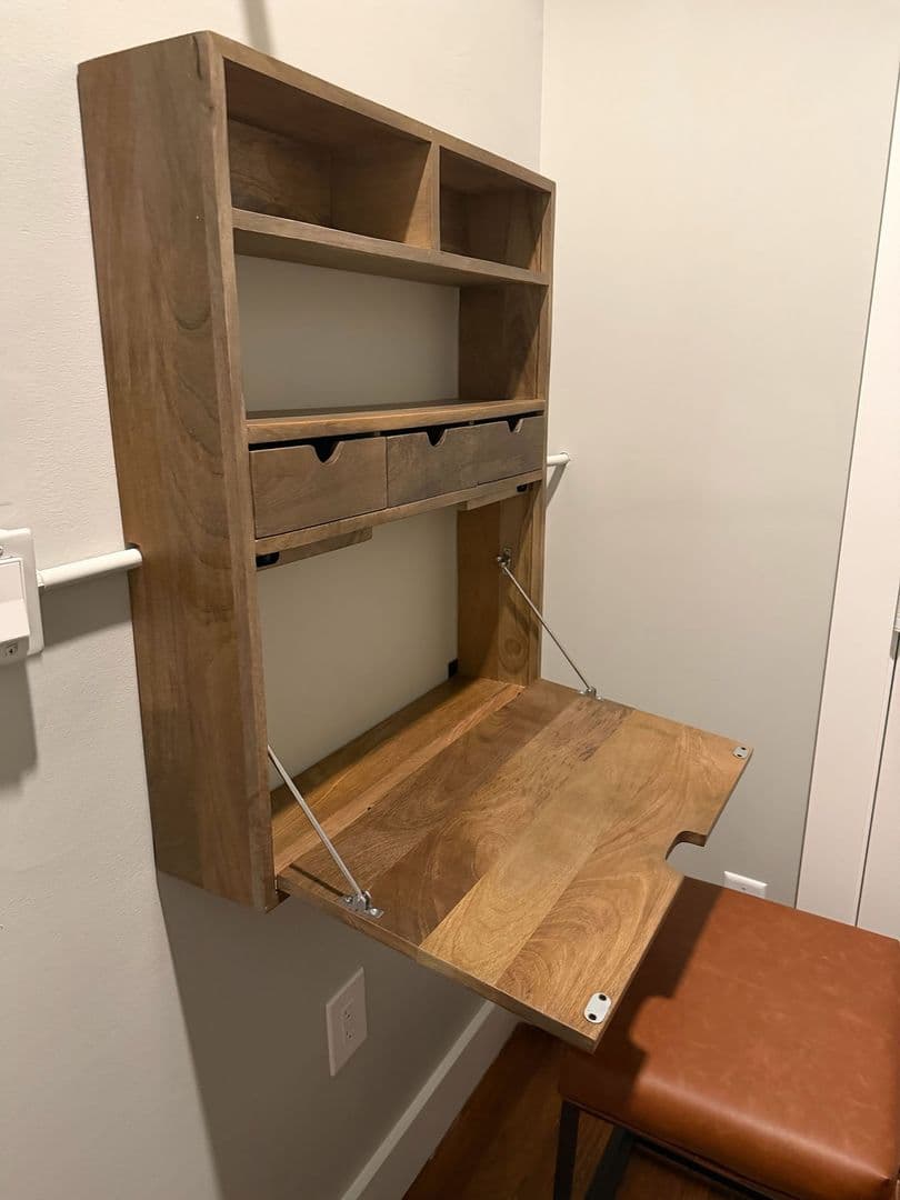 Athens Apartment: 580 E Broad St