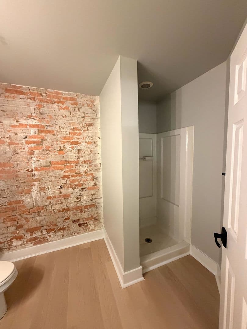 Athens Apartment: 580 E Broad St