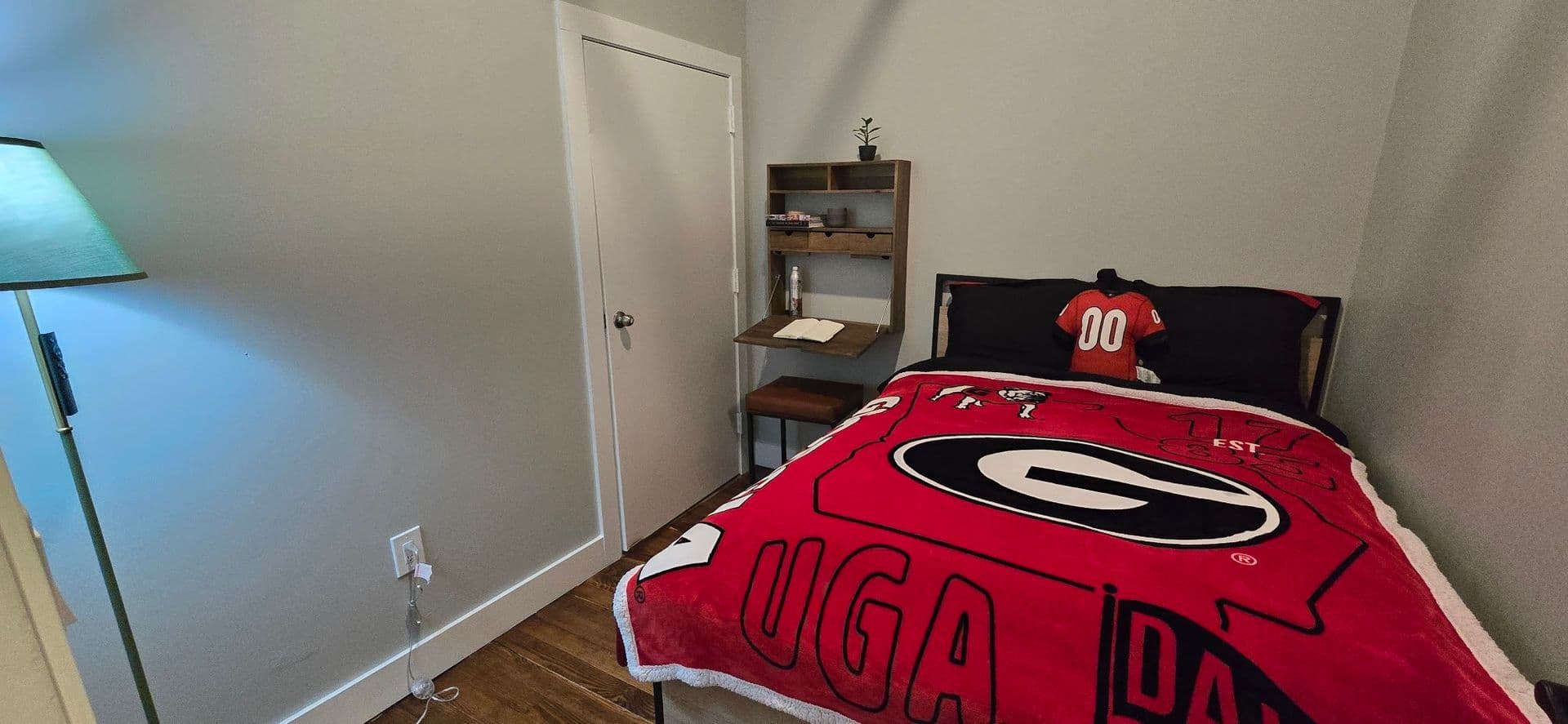 Athens Apartment: 580 E Broad St