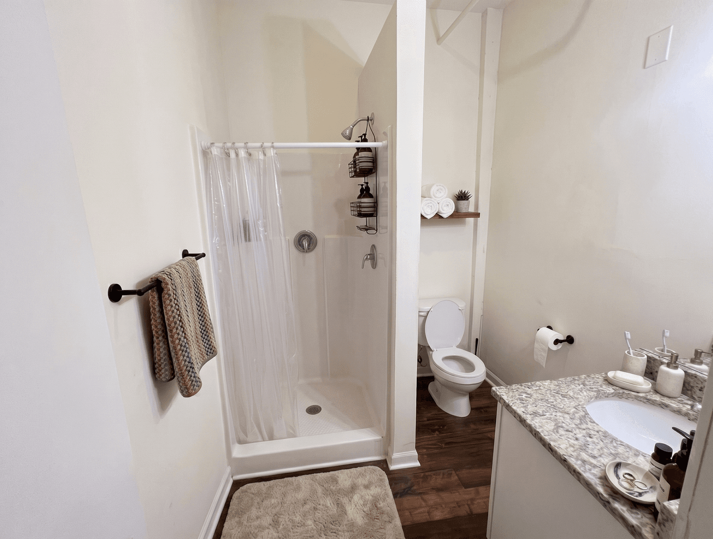 Athens Apartment: 580 E Broad St
