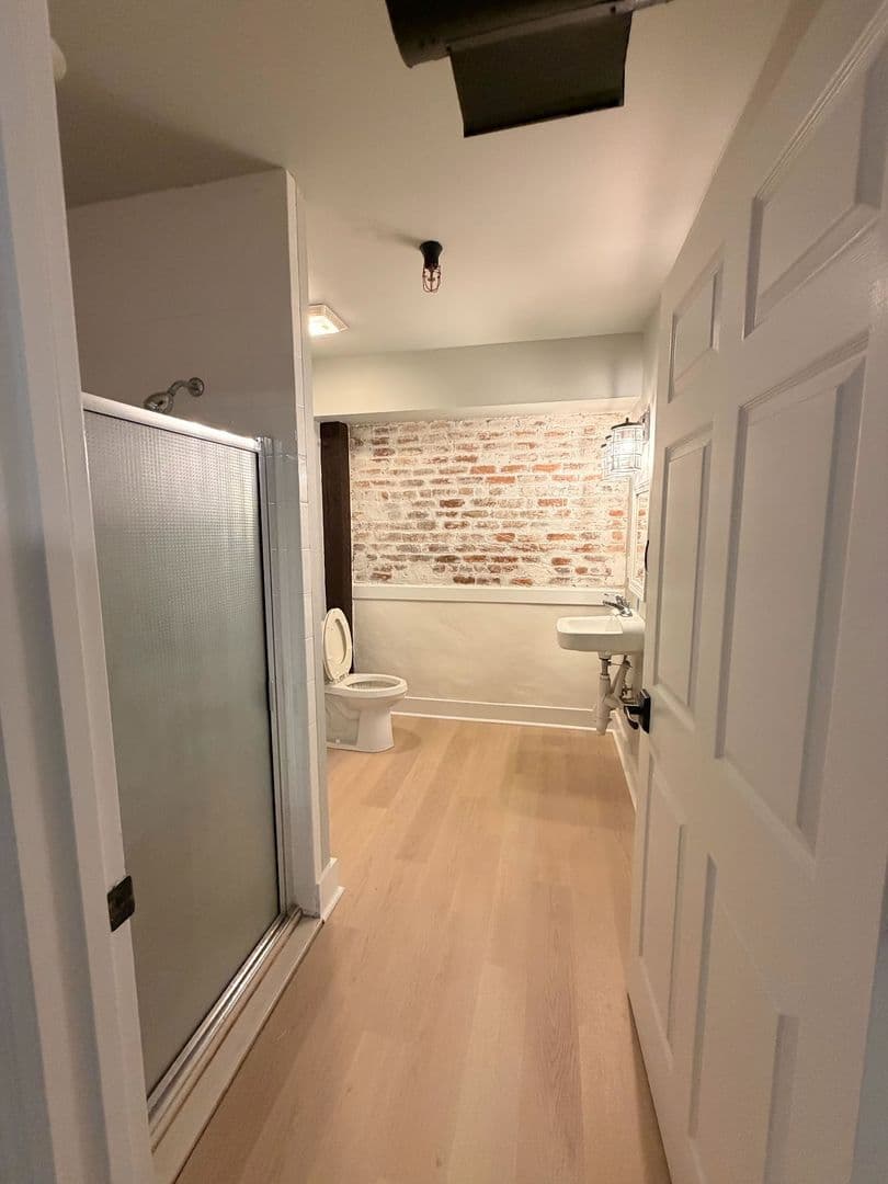 Athens Apartment: 580 E Broad St