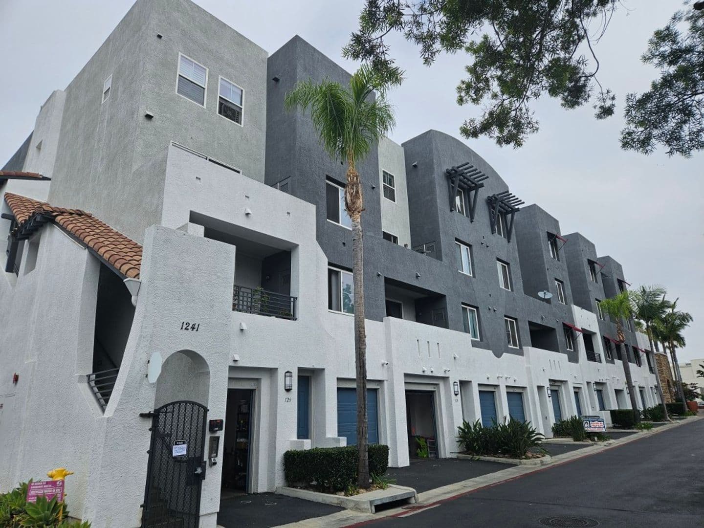 Chula Vista Condo: 1241 Santa Cora Ave. #328