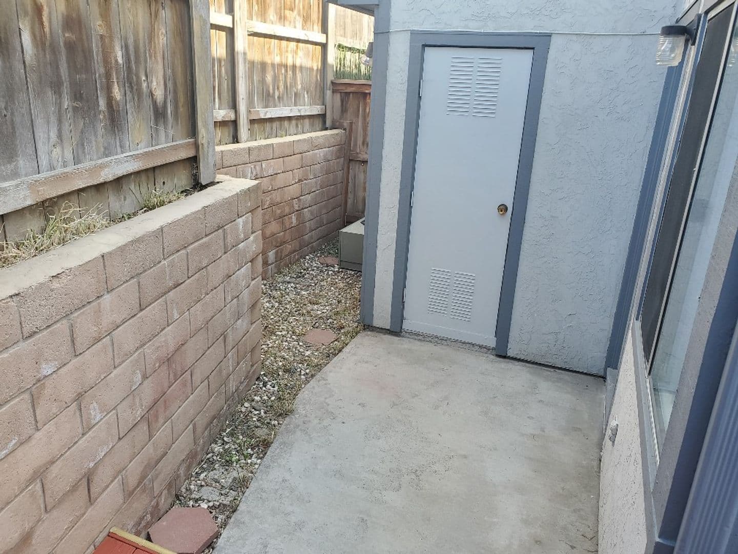 Spring Valley Townhome: 2208 Kings View Circle
