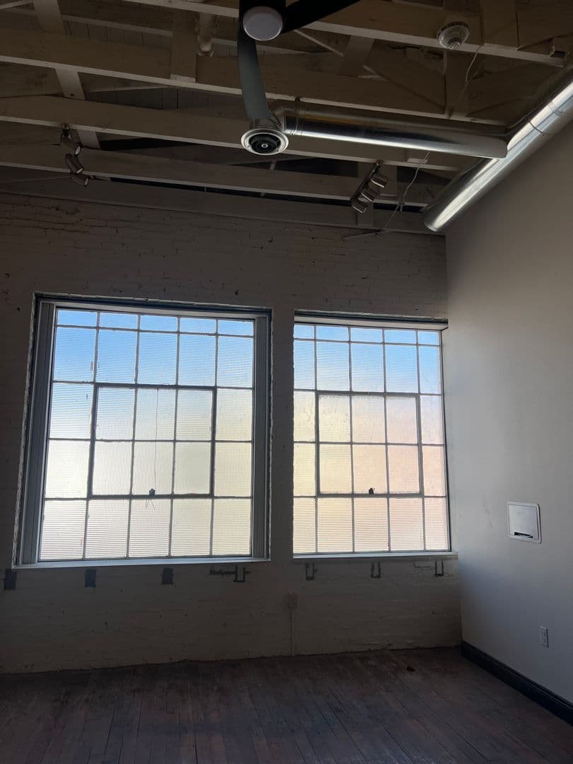 Texarkana Apartment: 204 East Broad
