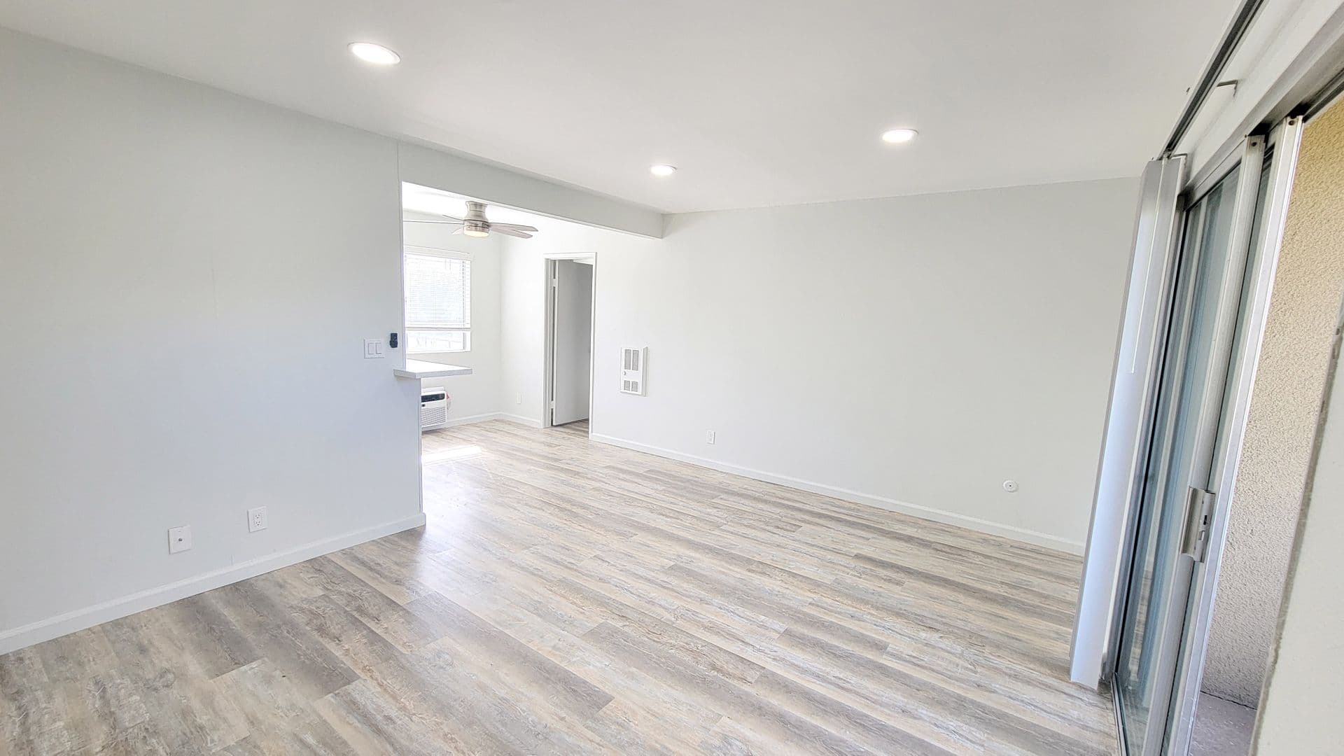 El Cajon Apartment: 1018 E Lexington Avenue