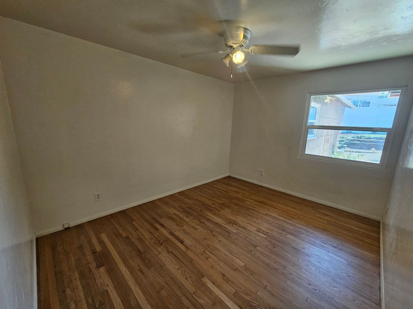San Diego Apartment: 4539 54th Street