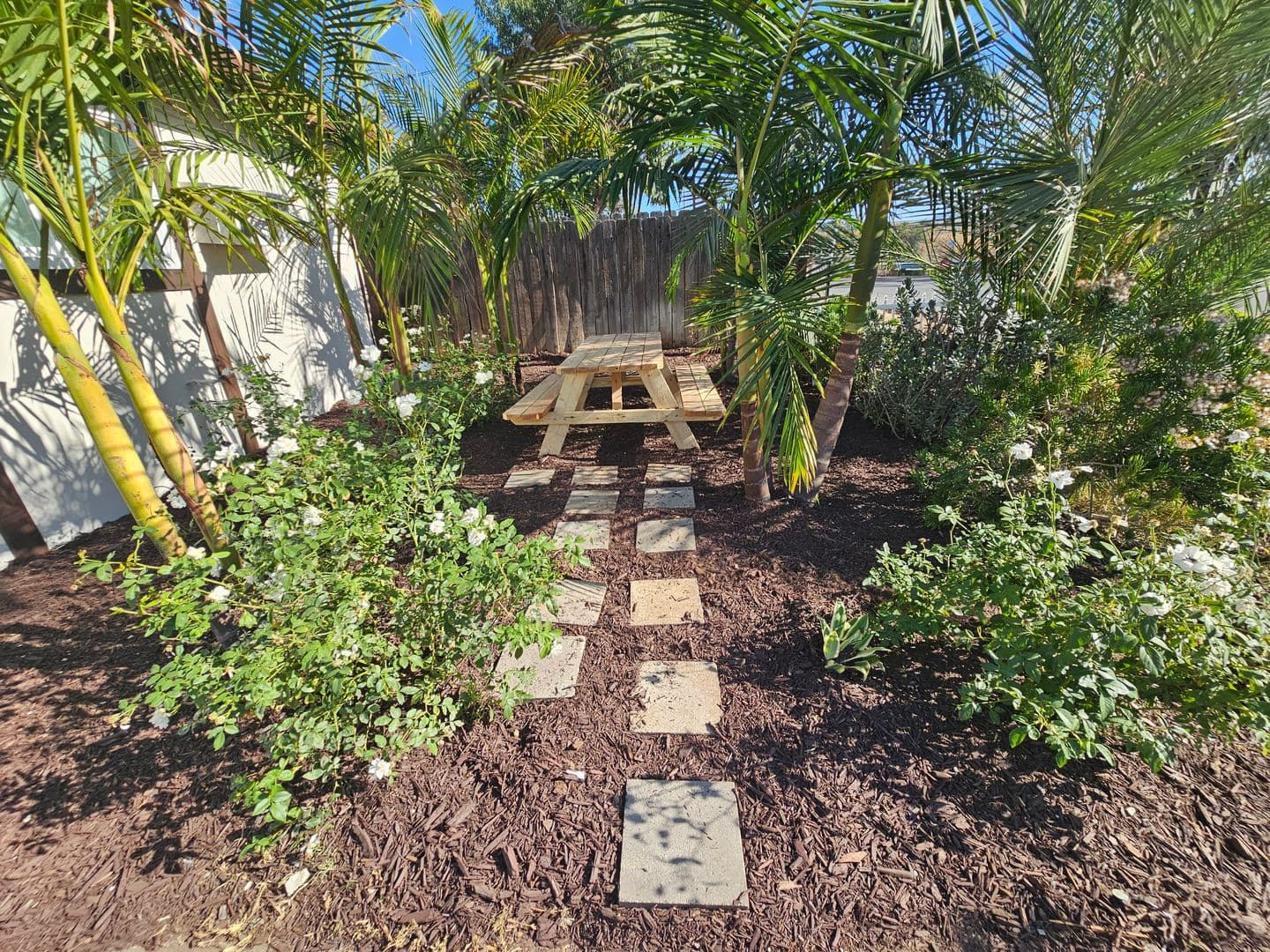 El Cajon Townhome: 691 Graves Ave
