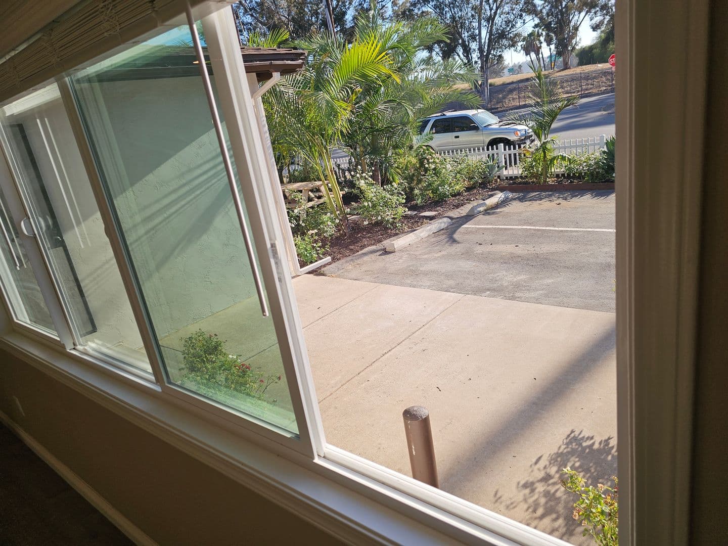 El Cajon Townhome: 691 Graves Ave