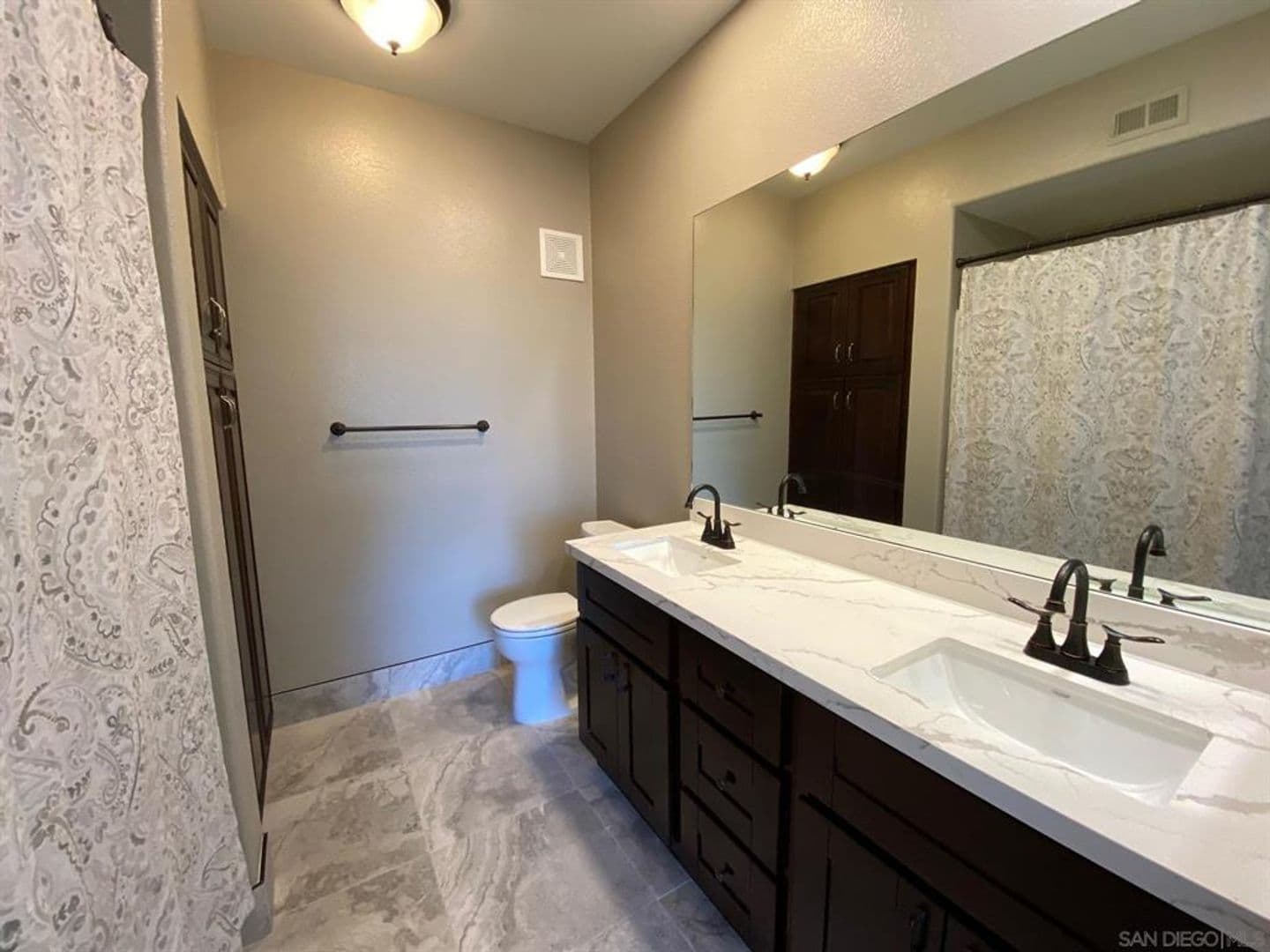 San Diego Condo: 12376 Carmel Country Rd Unit 207