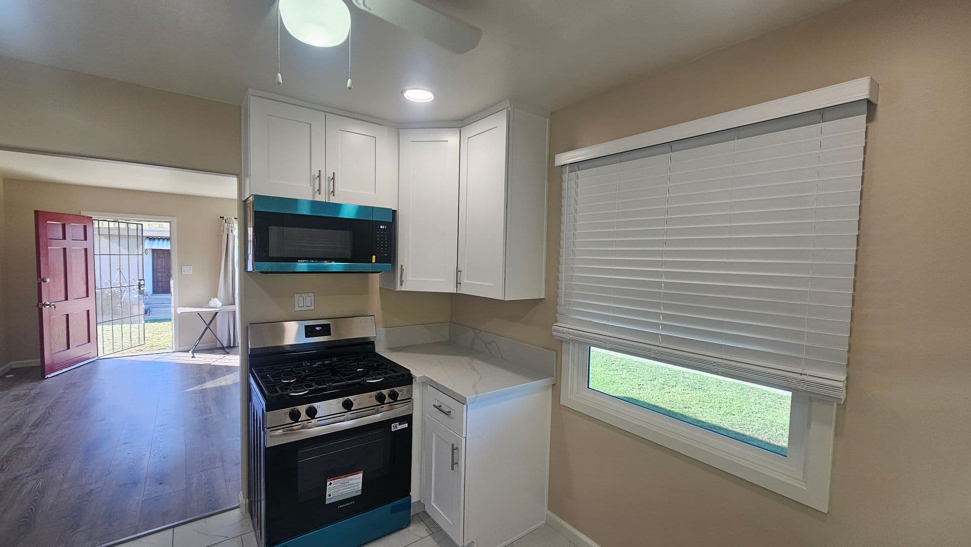 Chula Vista Apartment: 179-81 4th Ave
