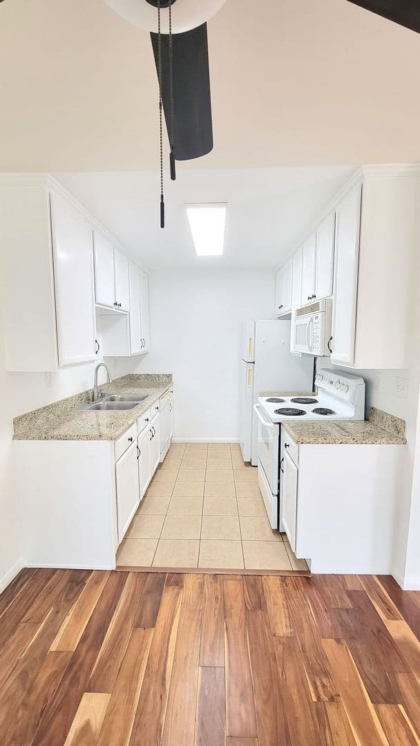 San Diego Condo: 6555 Mount Ada Rd Unit 123