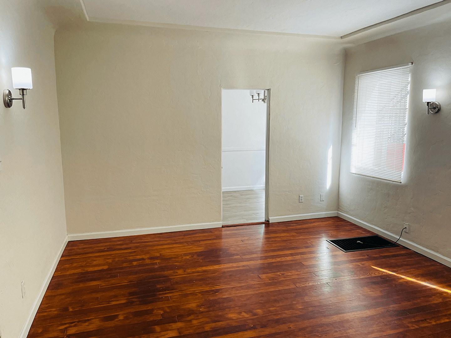 Long Beach Apartment: 409 W. 3rd Street