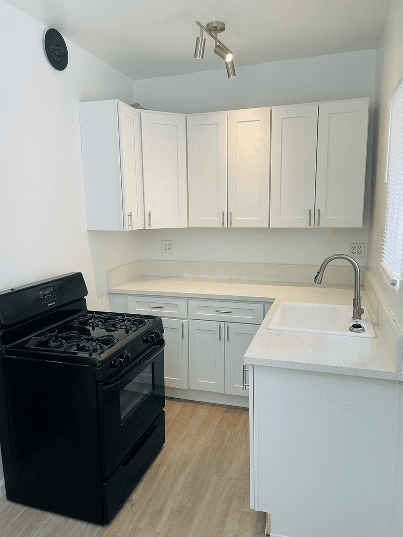 Long Beach Apartment: 409 W. 3rd Street