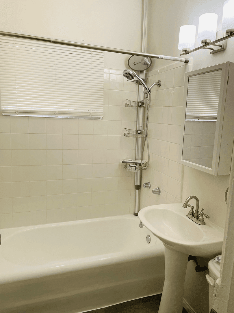 Long Beach Apartment: 409 W. 3rd Street