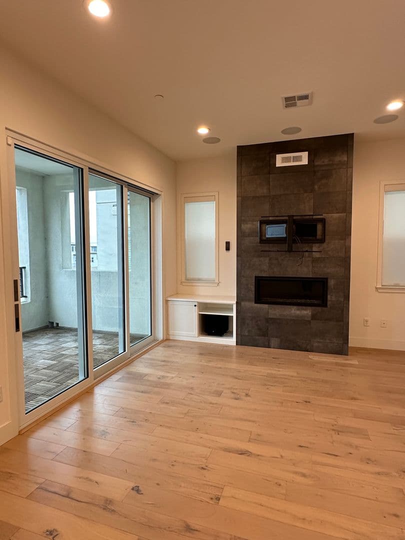 Daly City House: 156 Harvest Street