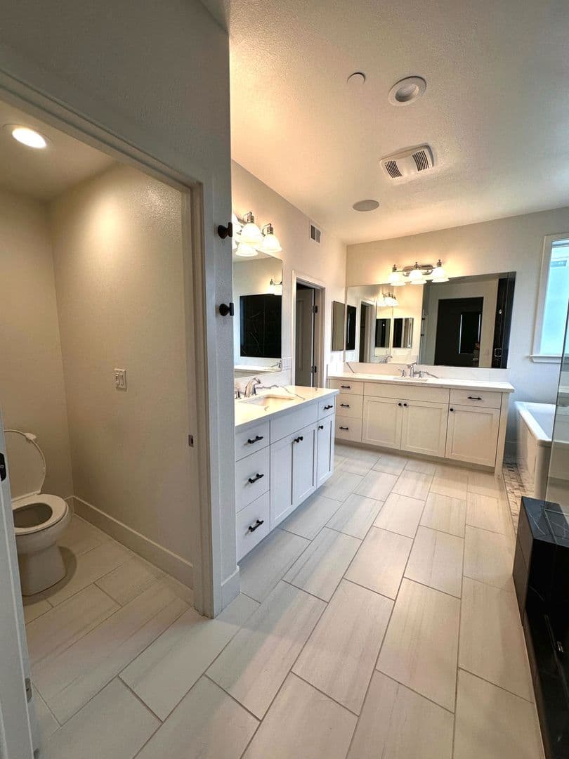 Daly City House: 156 Harvest Street