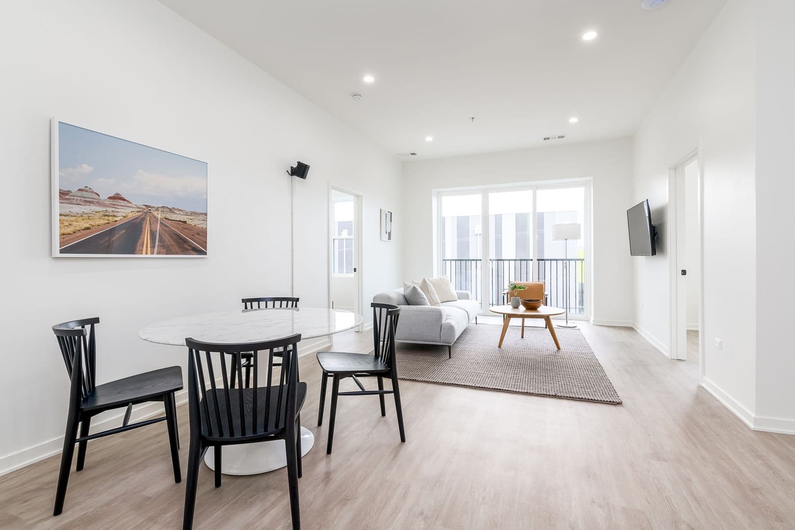 Chicago Apartment: 1407 West 15th Street