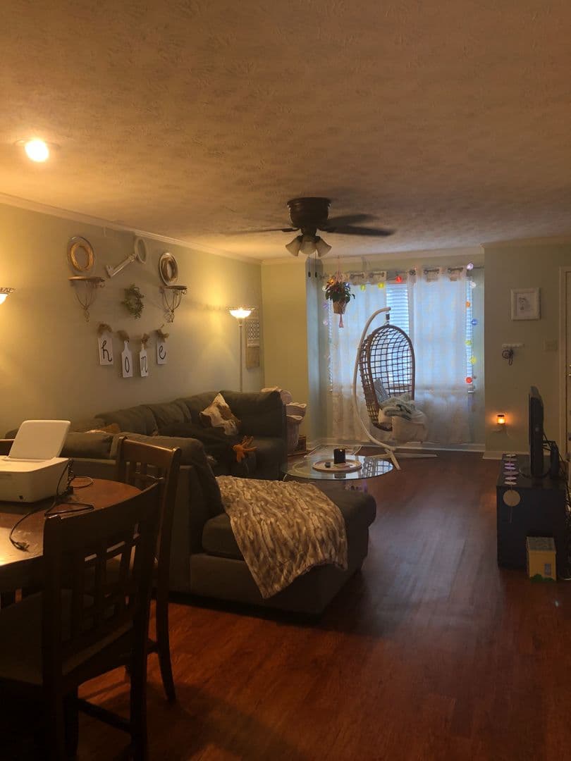 Athens House: 935 Baxter Street