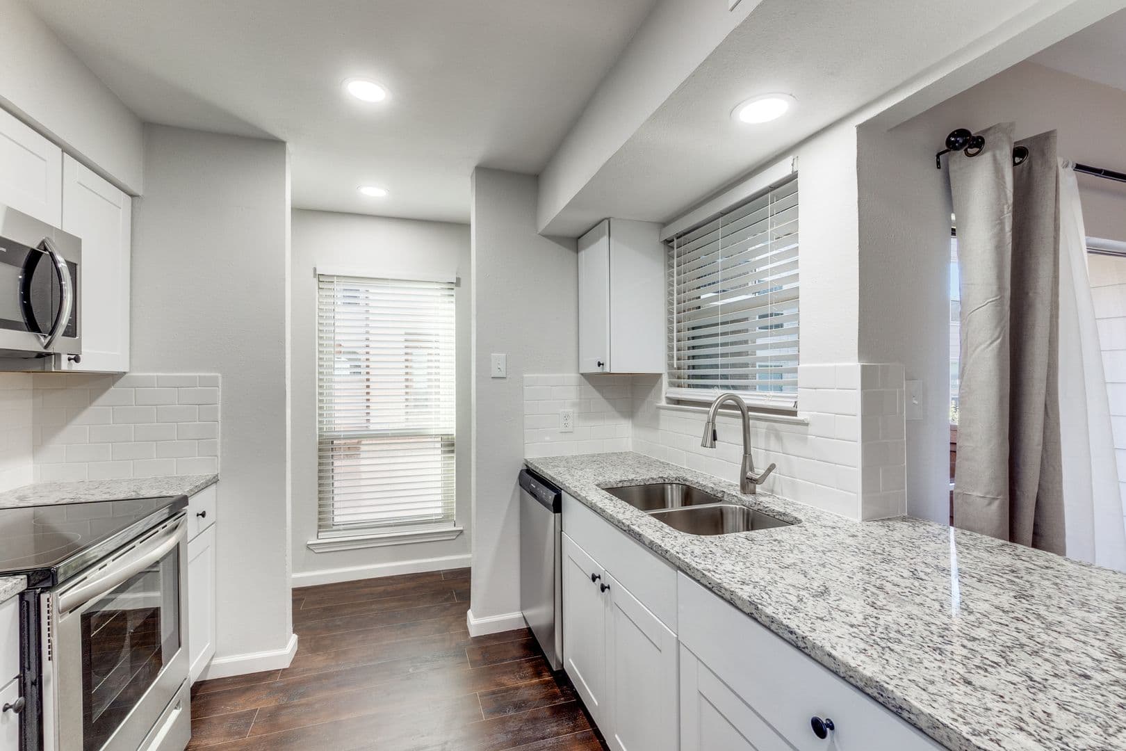 Dallas Condo: 9730 Whitehurst