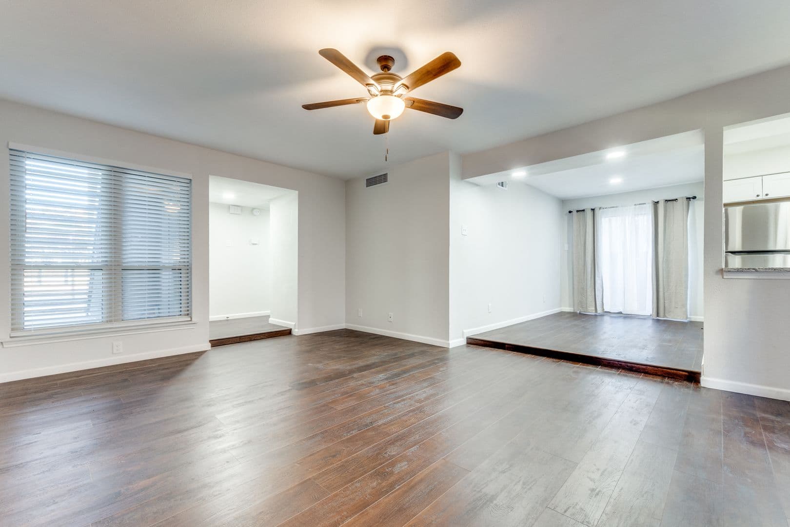 Dallas Condo: 9730 Whitehurst