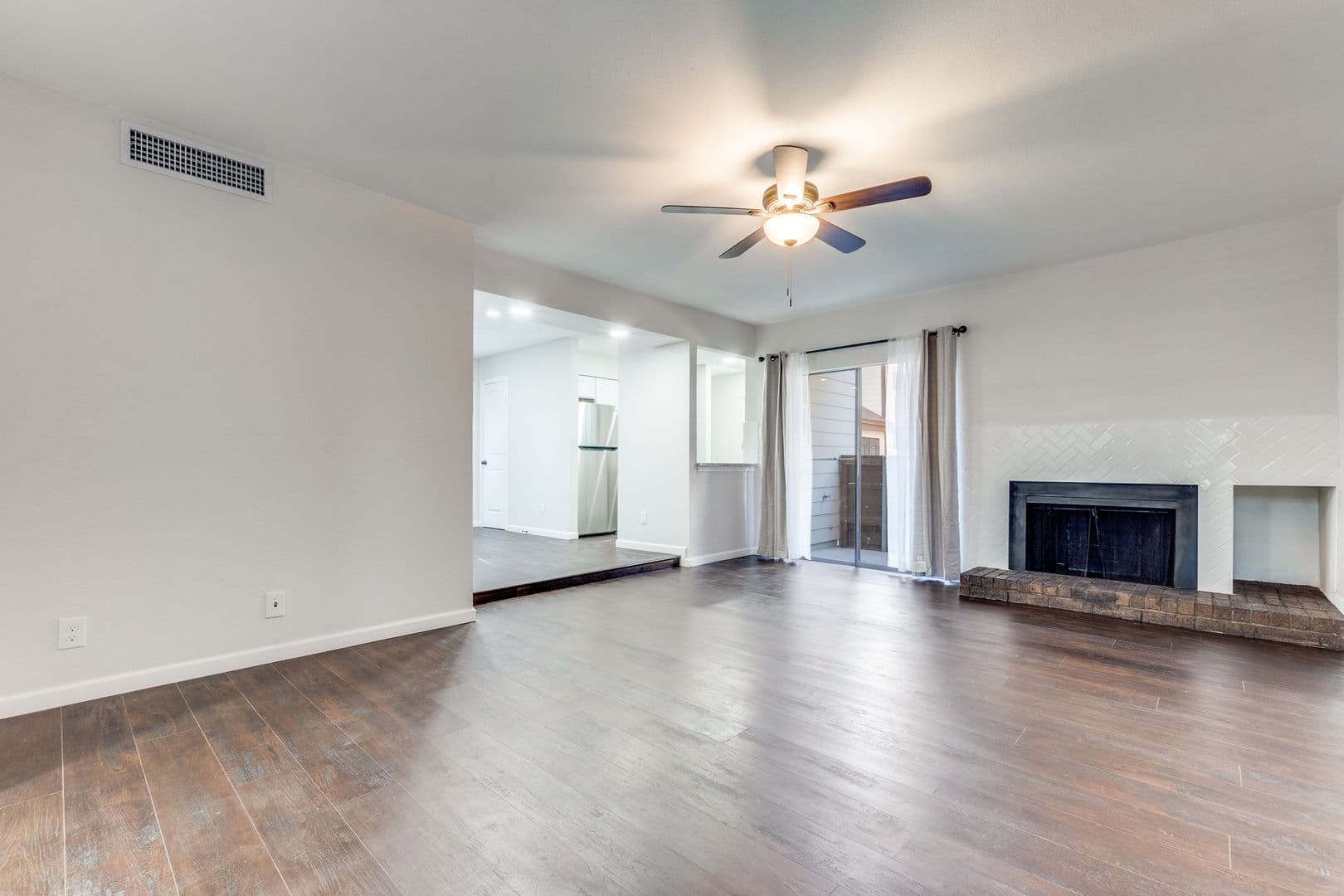 Dallas Condo: 9730 Whitehurst