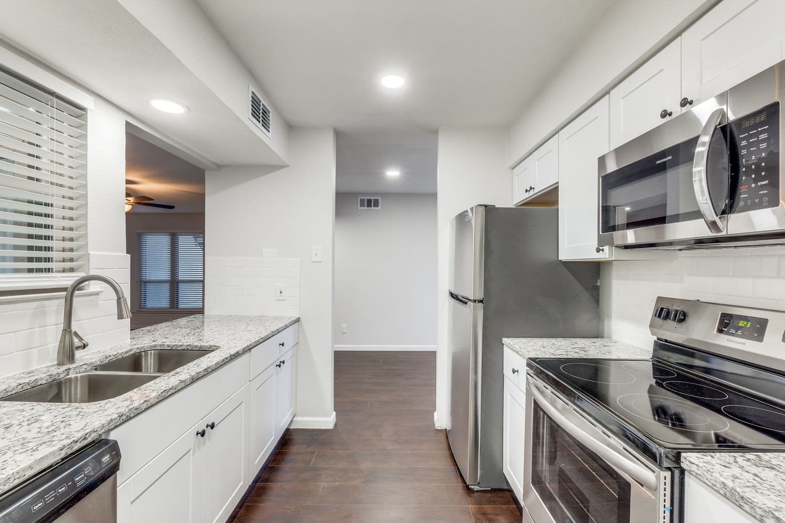 Dallas Condo: 9730 Whitehurst
