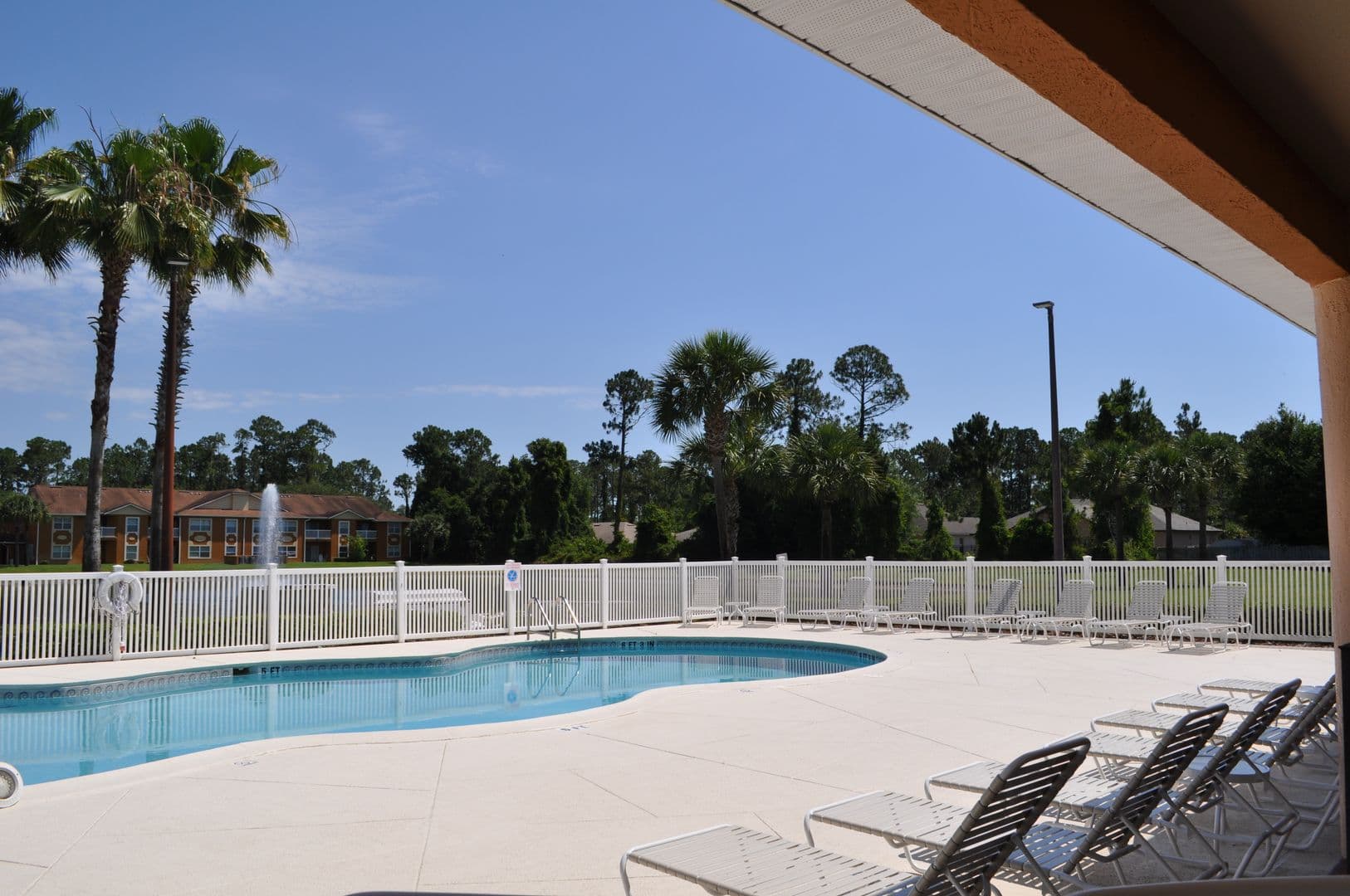 BUNNELL Condo: 4600 E Moody Blvd 3J