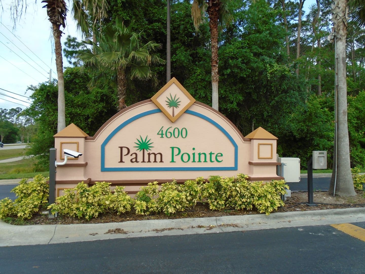 BUNNELL Condo: 4600 E Moody Blvd 3J