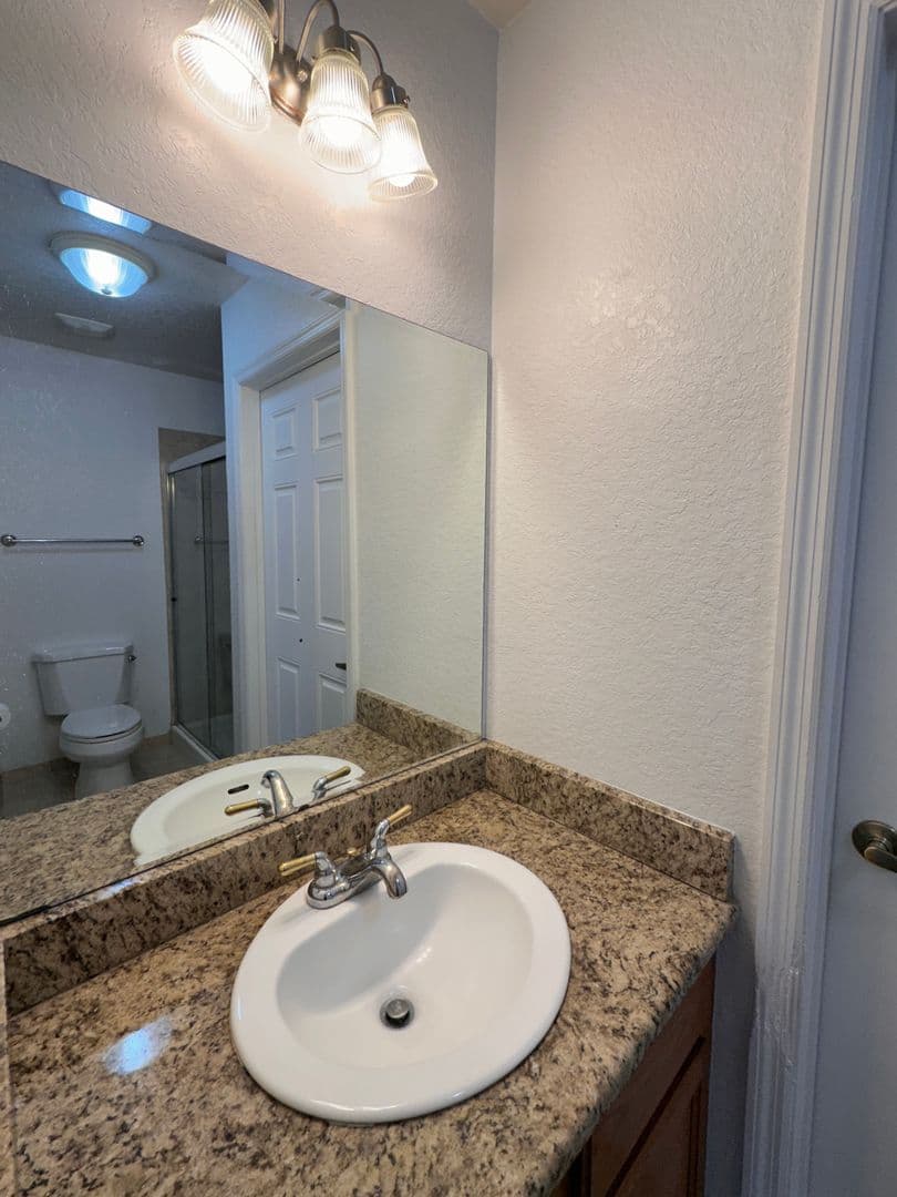 Bunnell Condo: 4600 E Moody Blvd 13 N