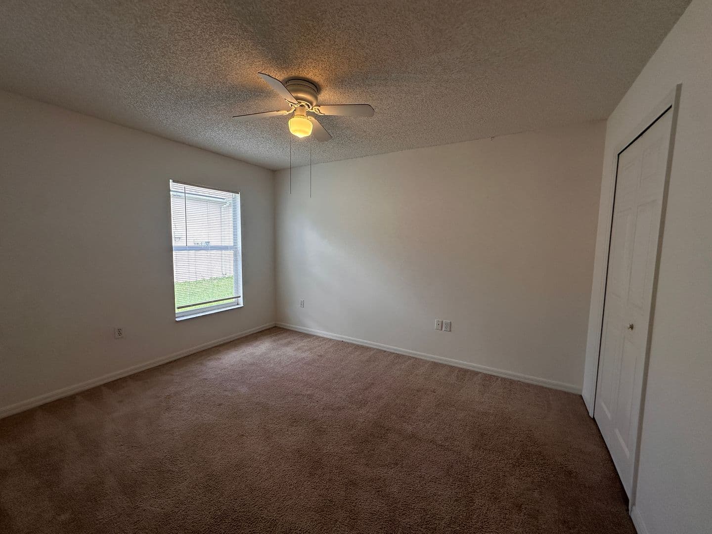 Palm Coast House: 33 Rybark Lane