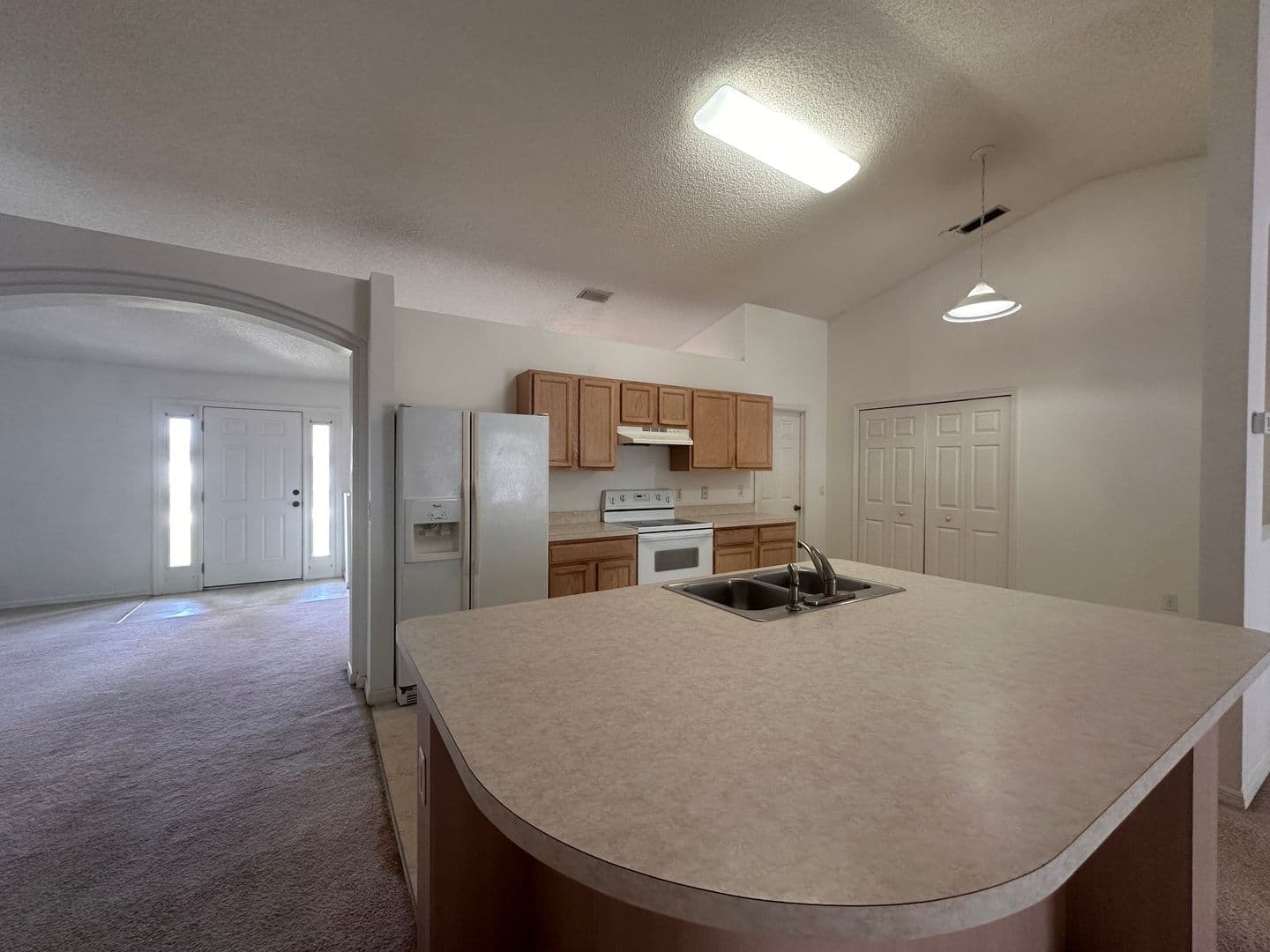 Palm Coast House: 33 Rybark Lane