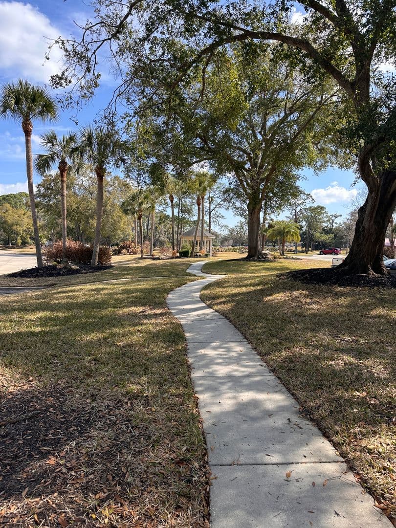Ormond Beach Condo: 35 Magnolia Dr S