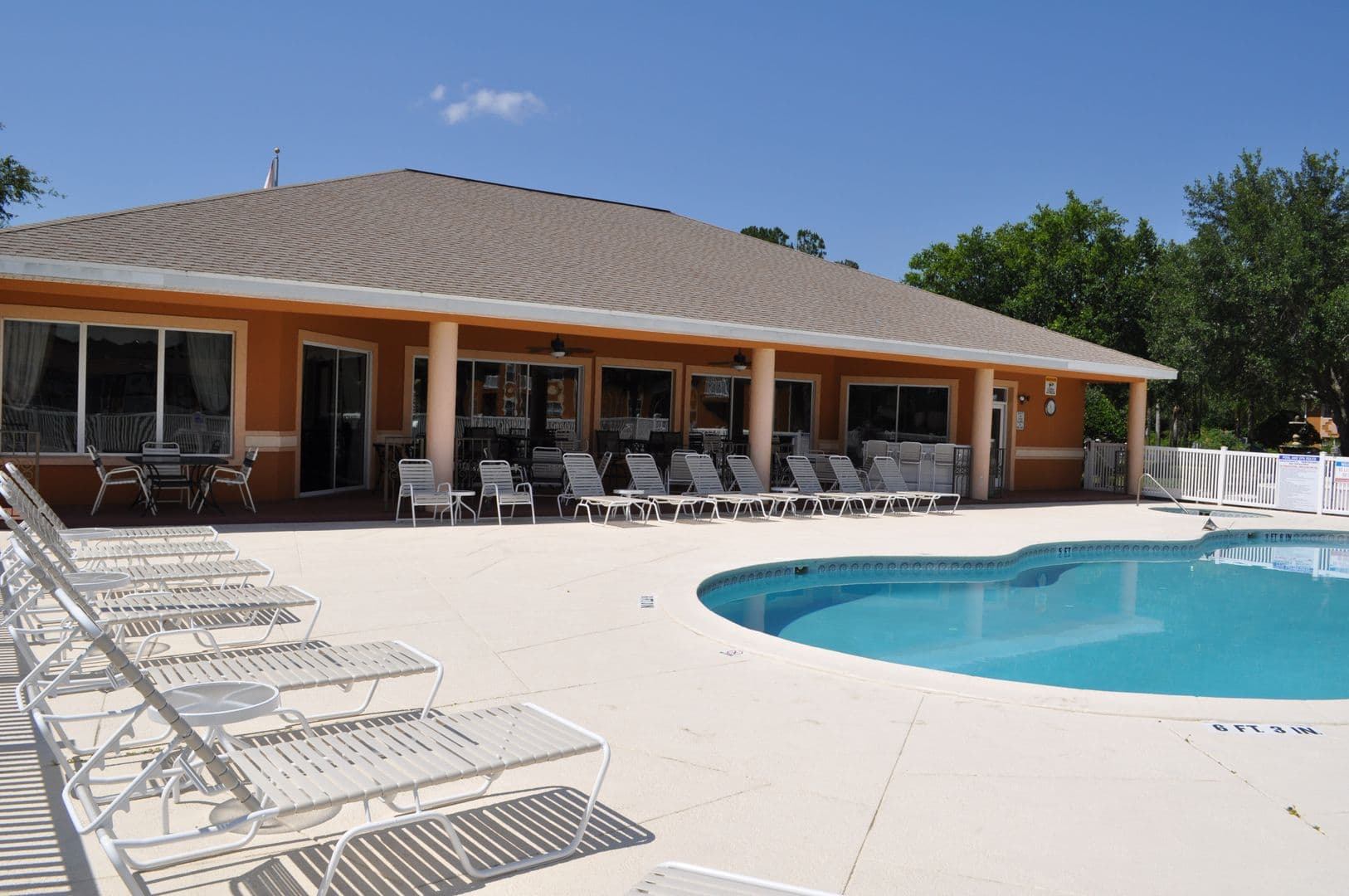Bunnell Condo: 4600 E Moody Blvd 13 N