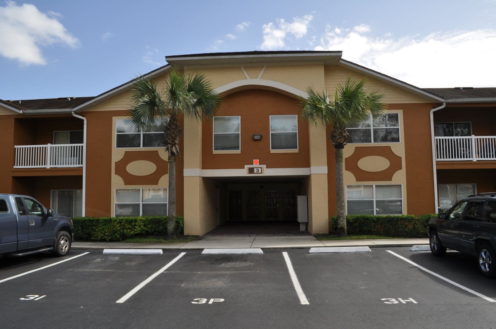 BUNNELL Condo: 4600 E Moody Blvd 3J
