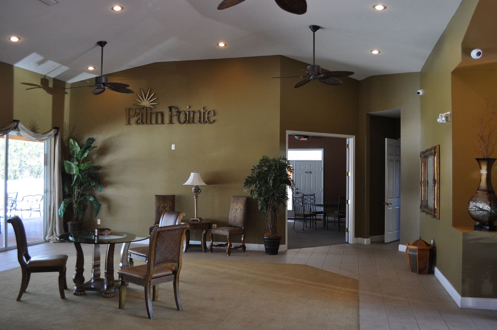 BUNNELL Condo: 4600 E Moody Blvd 3J