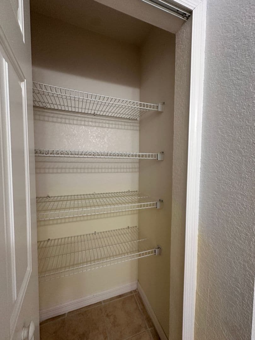 Bunnell Condo: 4600 E Moody Blvd 12 A
