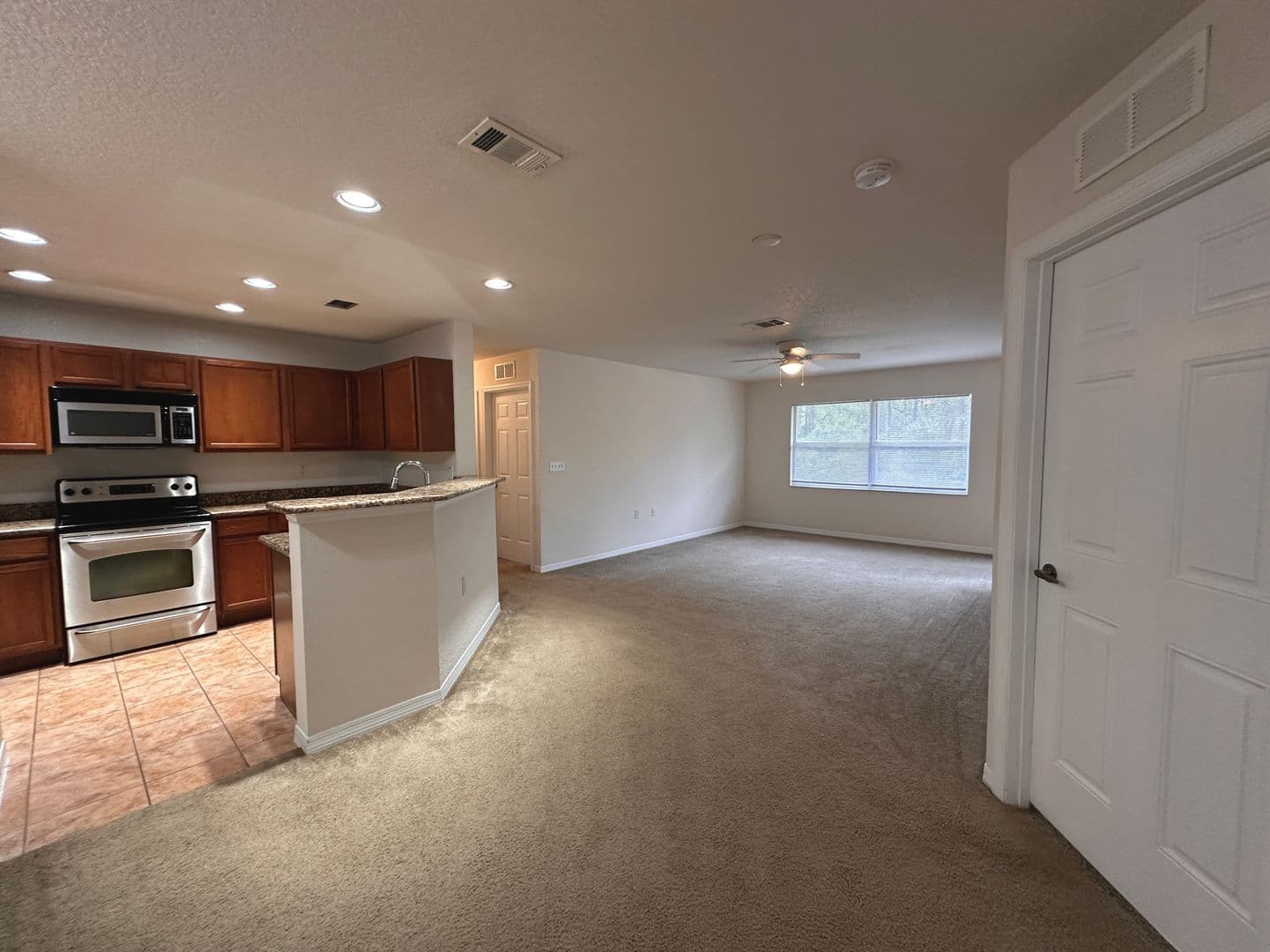 Bunnell Condo: 4600 E Moody Blvd 13 N