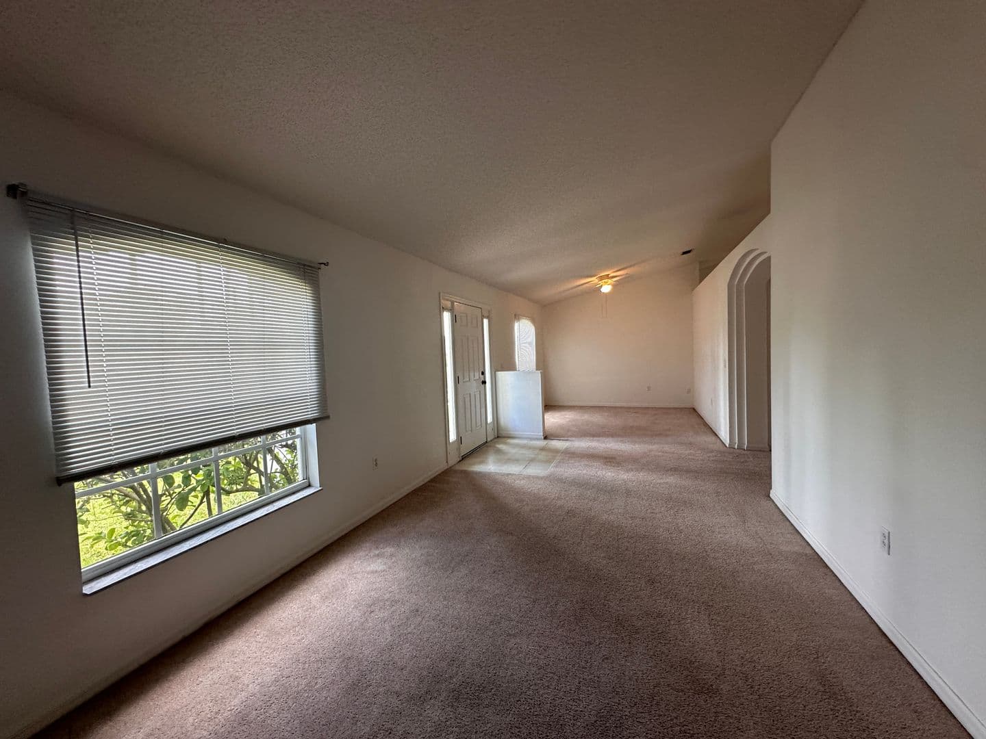 Palm Coast House: 33 Rybark Lane