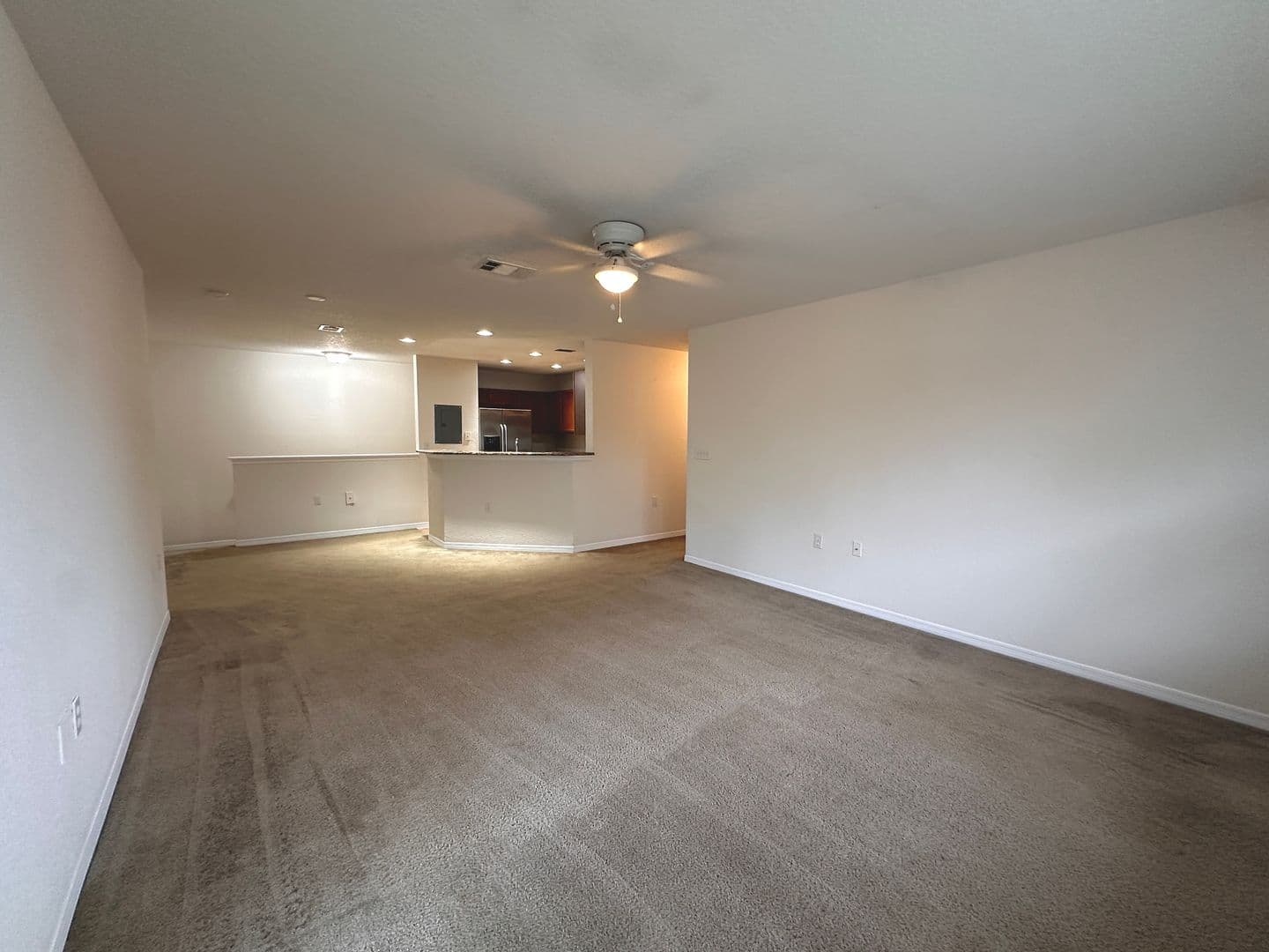 Bunnell Condo: 4600 E Moody Blvd 13 N