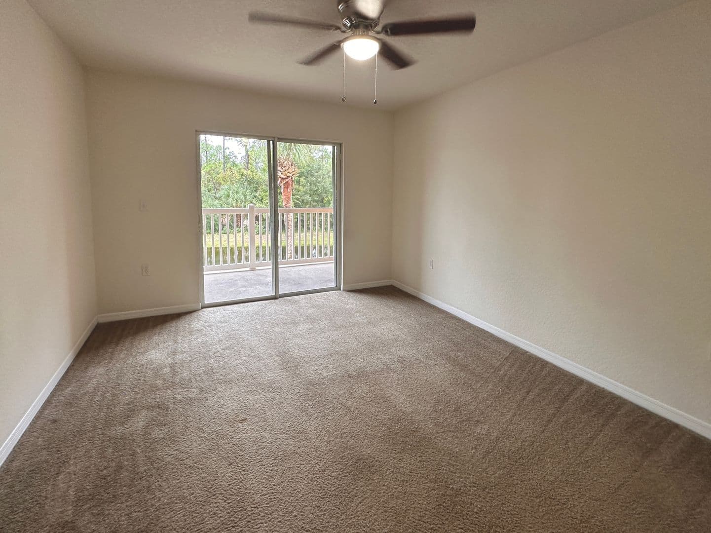 Bunnell Condo: 4600 E Moody Blvd 13 N