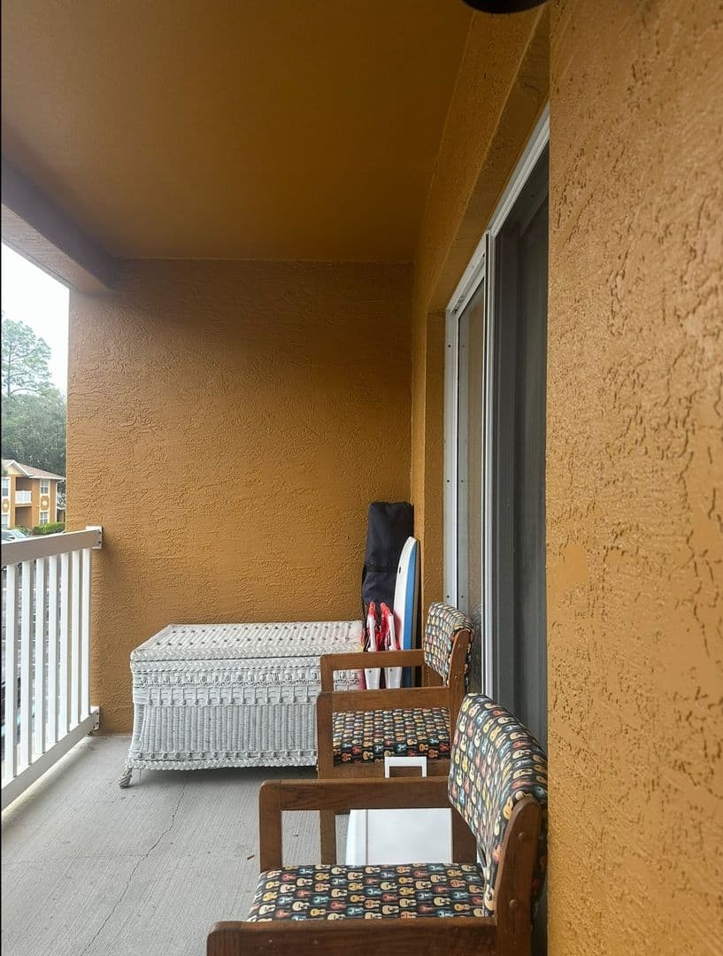 BUNNELL Condo: 4600 E Moody Blvd 3J