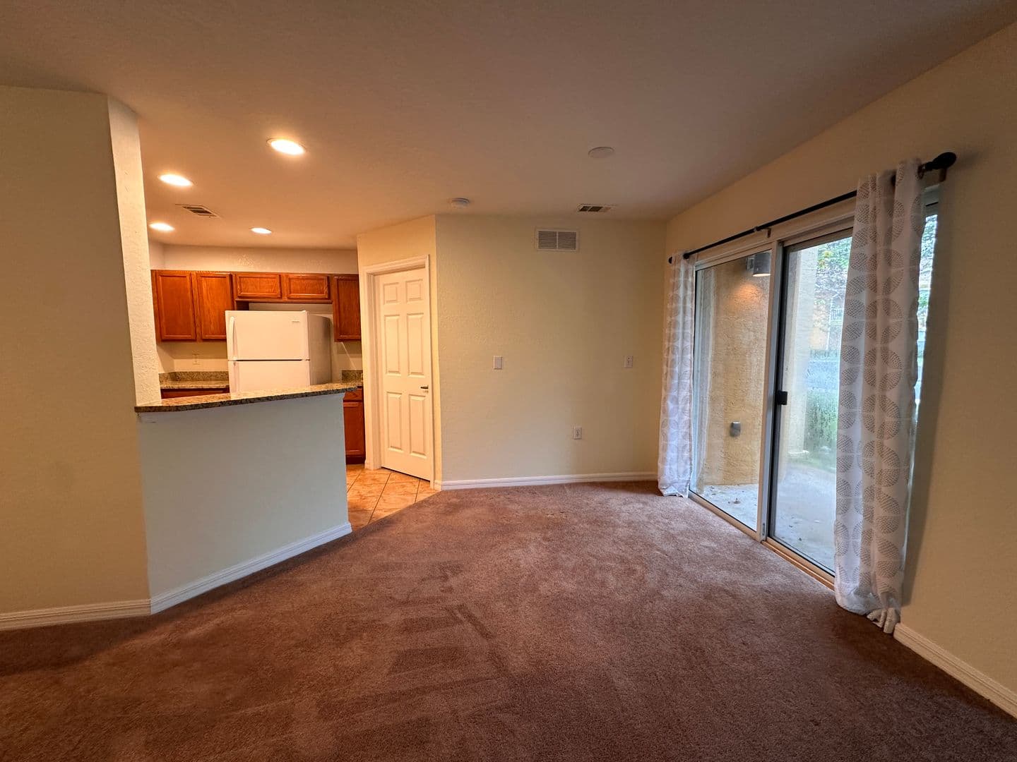 Bunnell Condo: 4600 E Moody Blvd 12 A