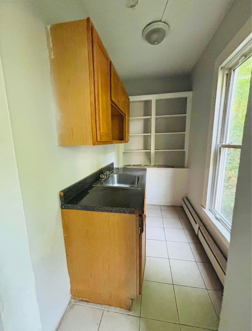 Meriden Apartment: 109 West Main Street